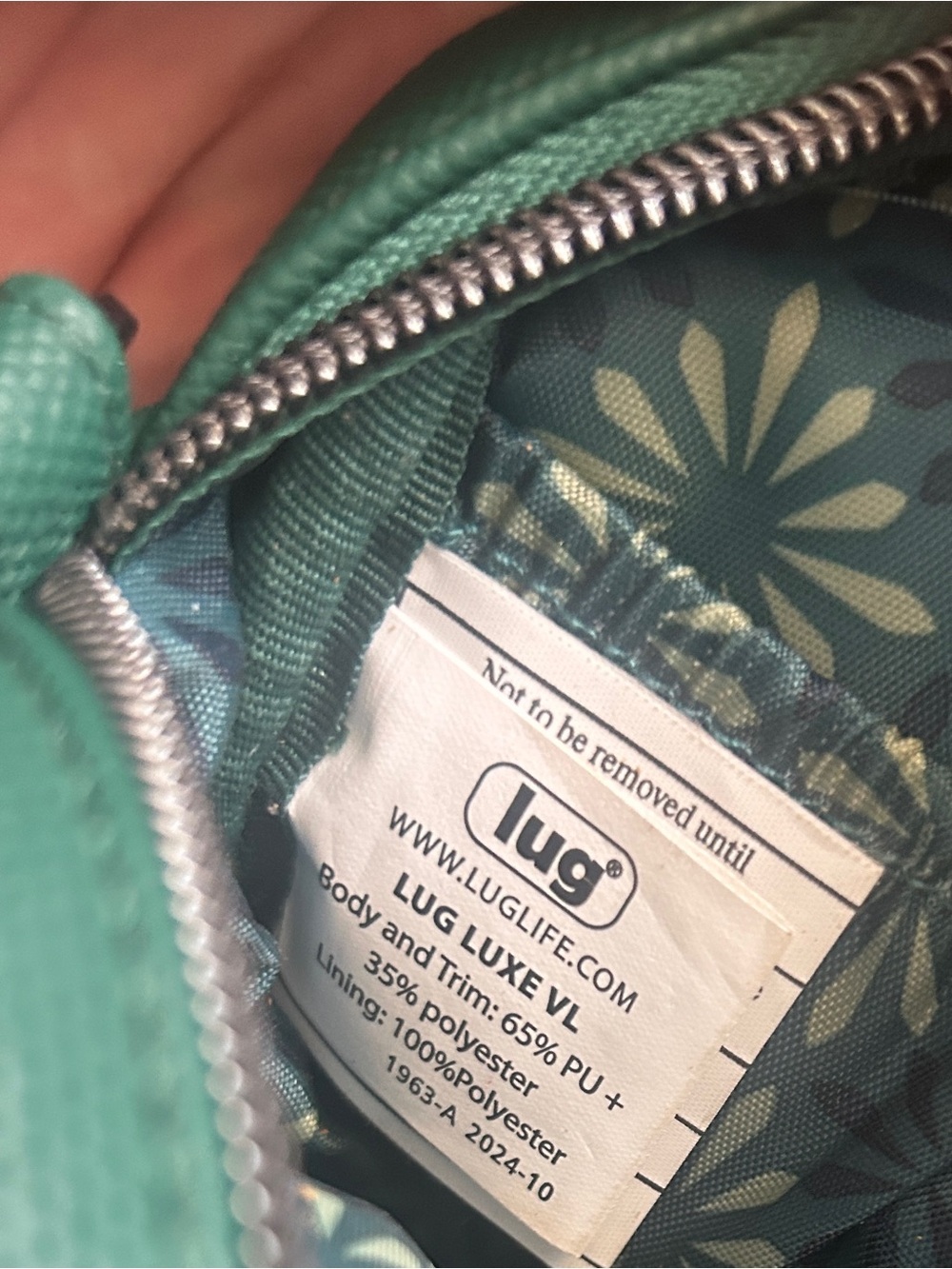 Lug Mingle Green Compact Crossbody Bag - Picture 6 of 8
